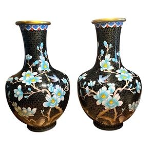 2 Vases Vintage Chinese Cloisonné  Elegant Floral Black and Blue